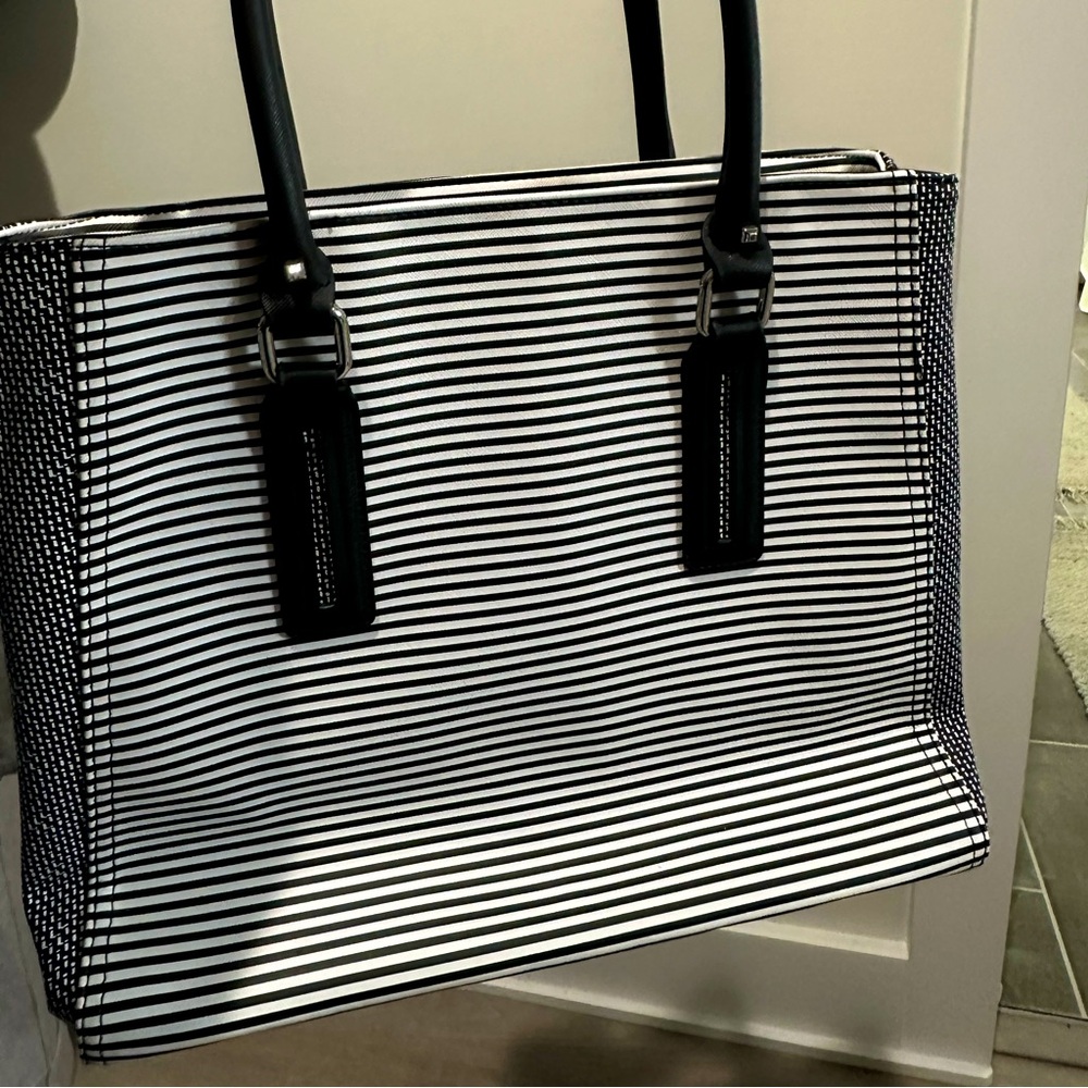 COPY - Stella & Dot Madison Tech Tote Bag